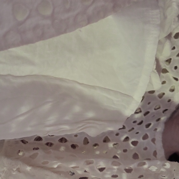 Vince Camuto white beautiful dress,like new - Picture 7 of 7